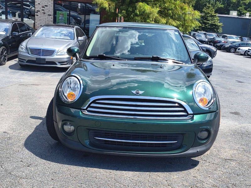 2012 MINI Cooper Image 2