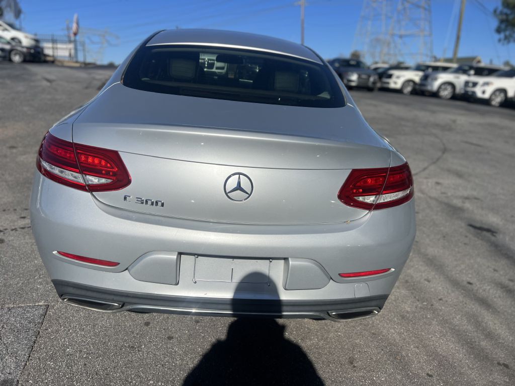 2017 Mercedes-Benz C-Class Image 6