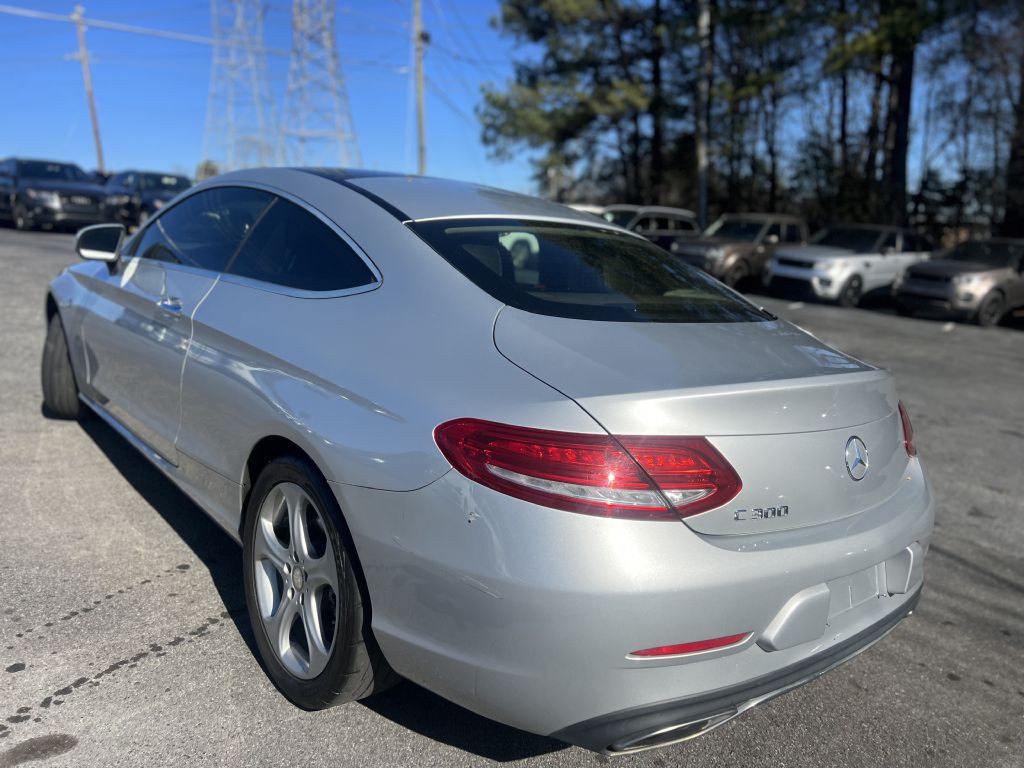 2017 Mercedes-Benz C-Class Image 7