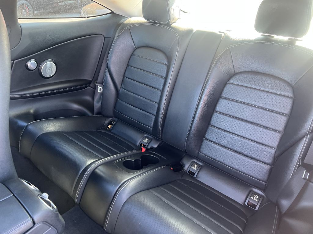 2017 Mercedes-Benz C-Class Image 9