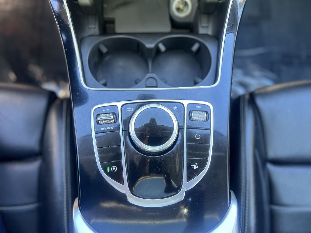 2017 Mercedes-Benz C-Class Image 12