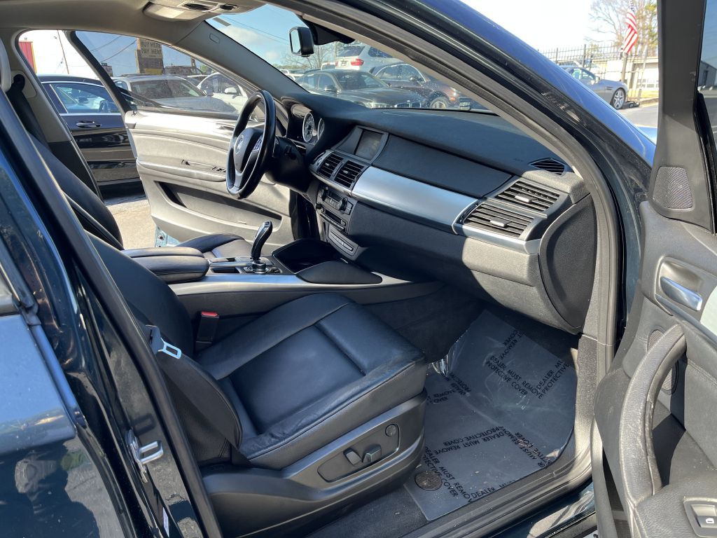 2013 BMW X6 Image 11