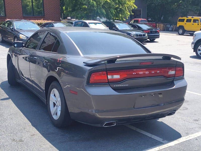 2014 Dodge Charger Image 8