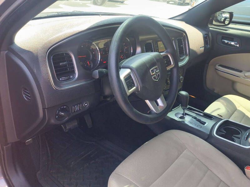 2014 Dodge Charger Image 10