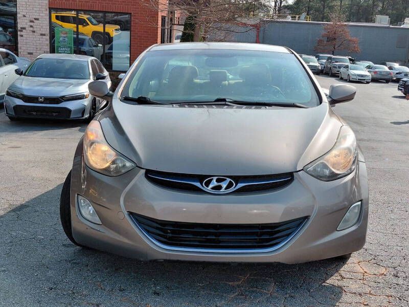 2013 Hyundai Elantra Image 2