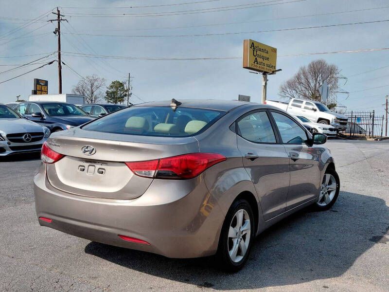 2013 Hyundai Elantra Image 6