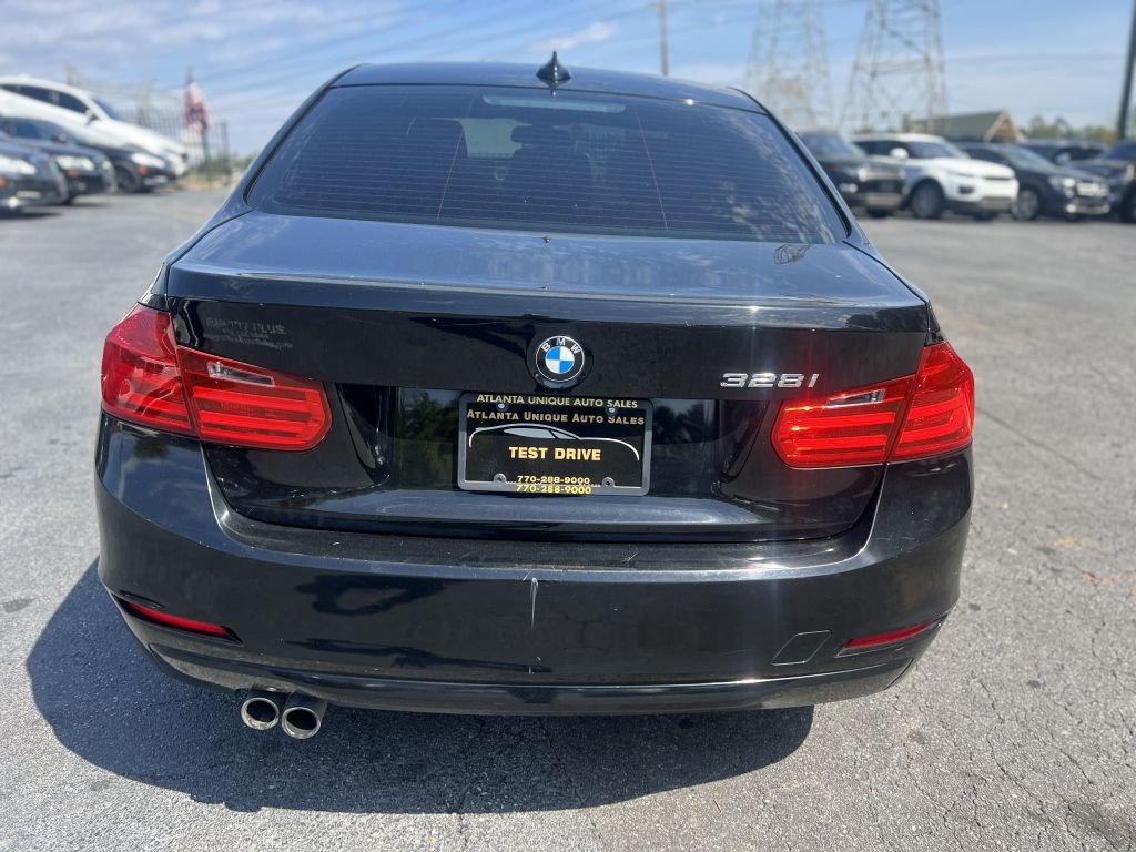 2014 BMW 3 Series Image 5