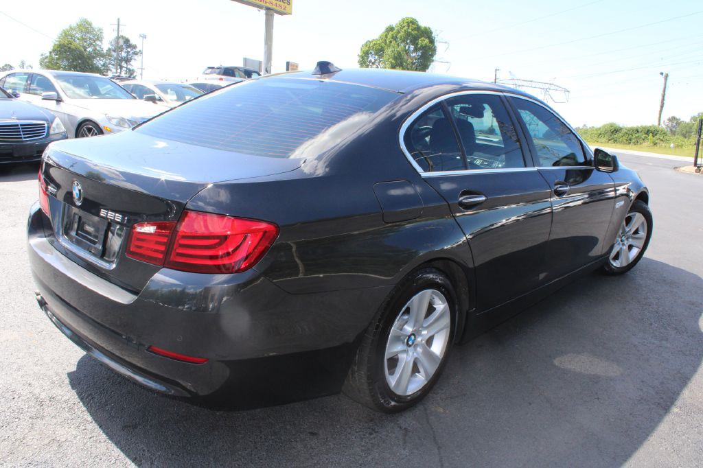2013 BMW 5 Series Image 6