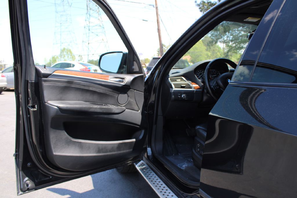 2008 BMW X5 Image 9