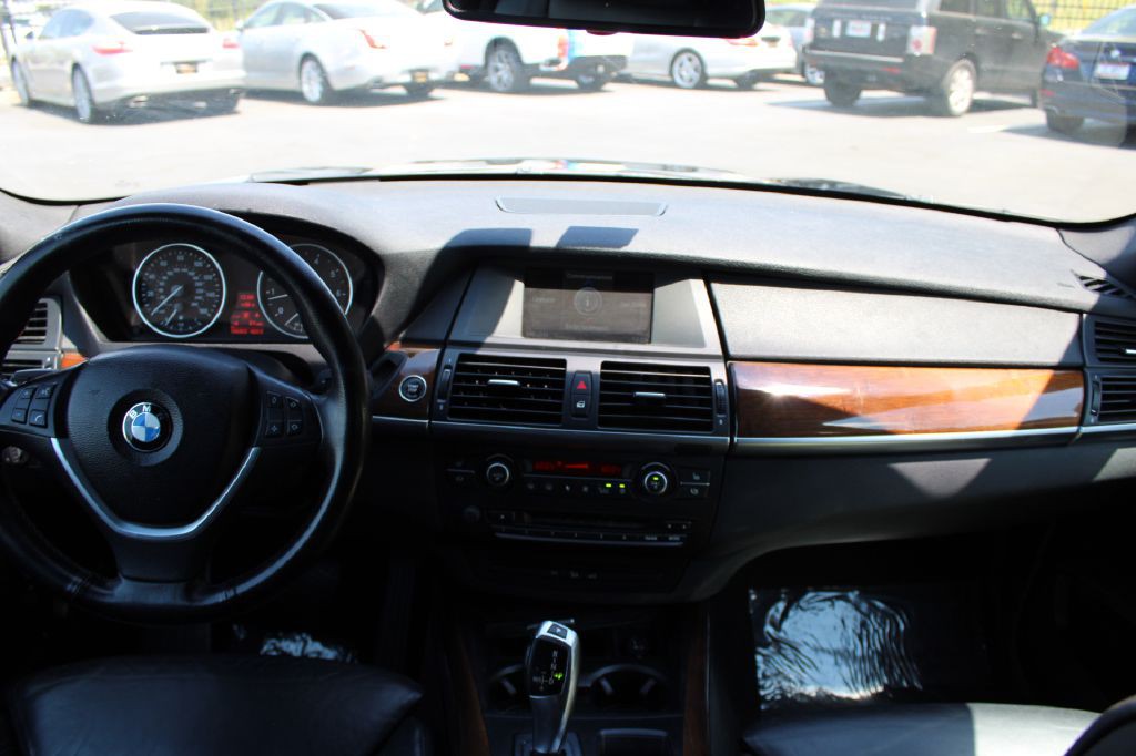 2008 BMW X5 Image 18