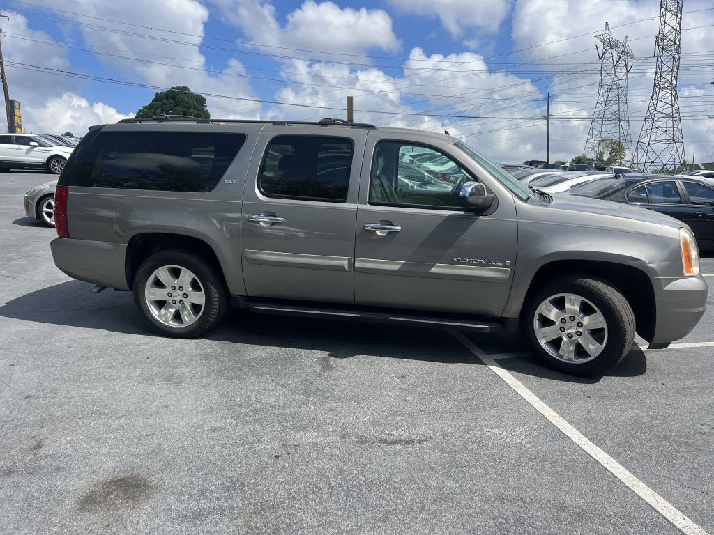 2007 GMC Yukon Image 4