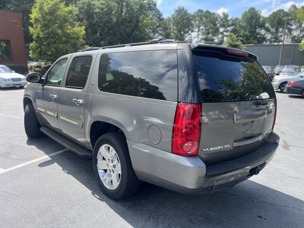 2007 GMC Yukon Image 7