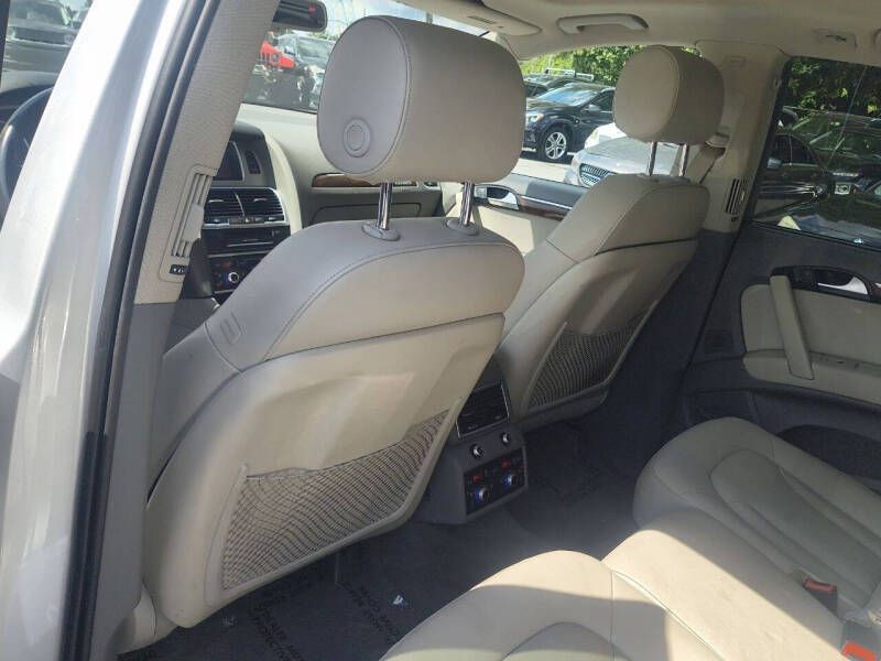 2013 Audi Q7 Image 11