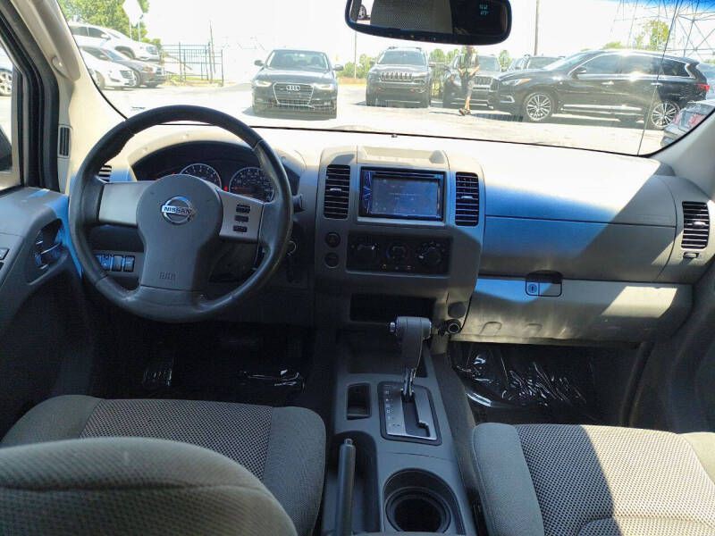 2008 Nissan Frontier Image 13