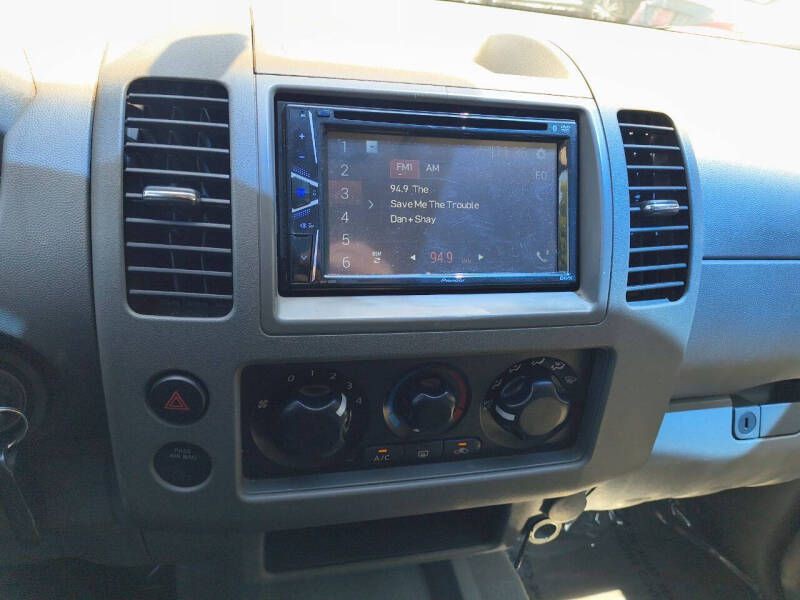 2008 Nissan Frontier Image 15