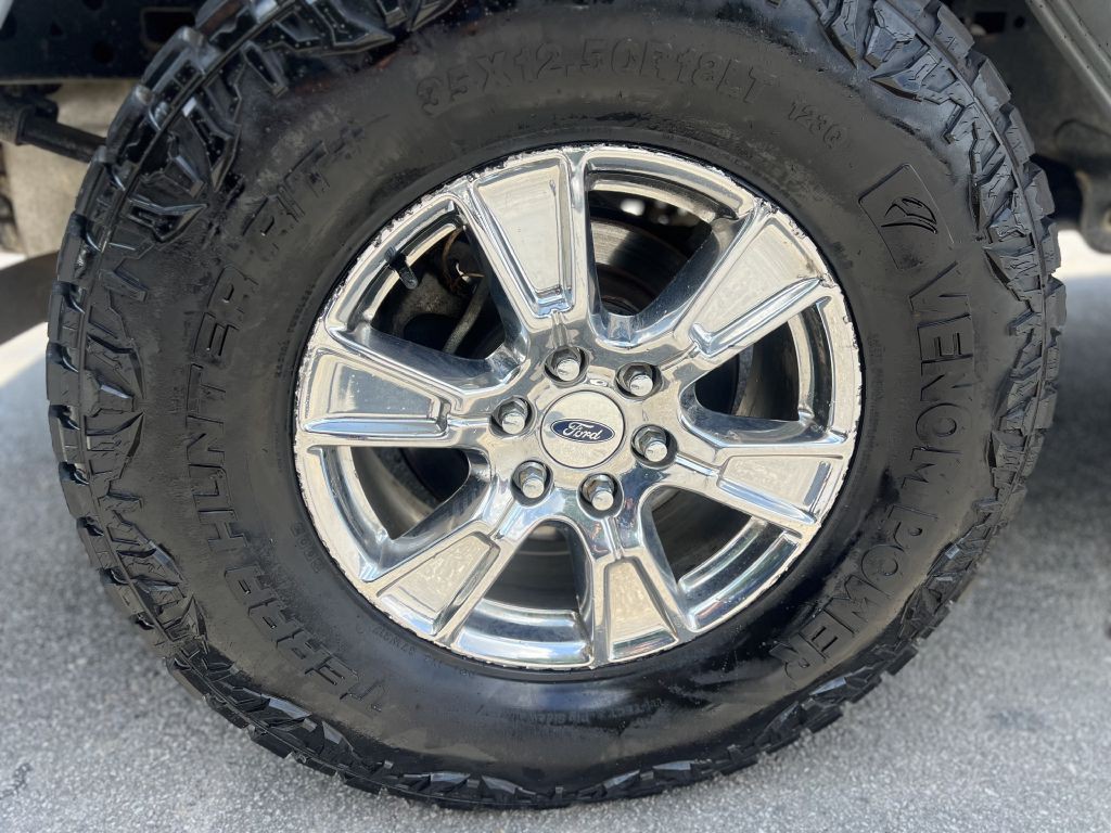 2017 Ford F-150 Image 12
