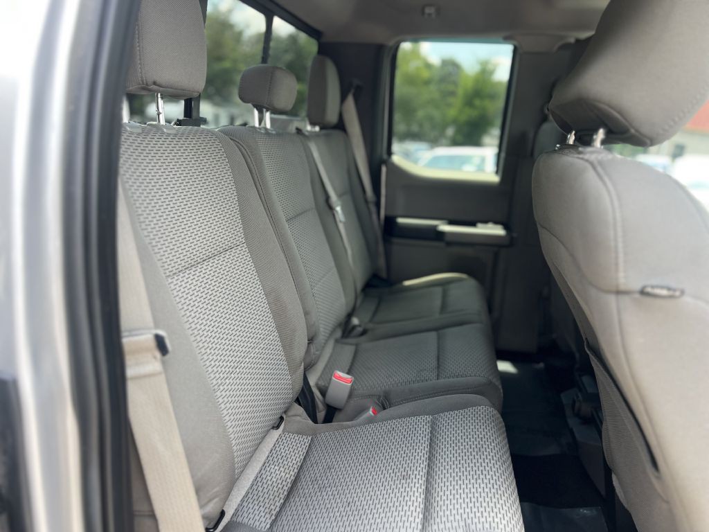 2017 Ford F-150 Image 16