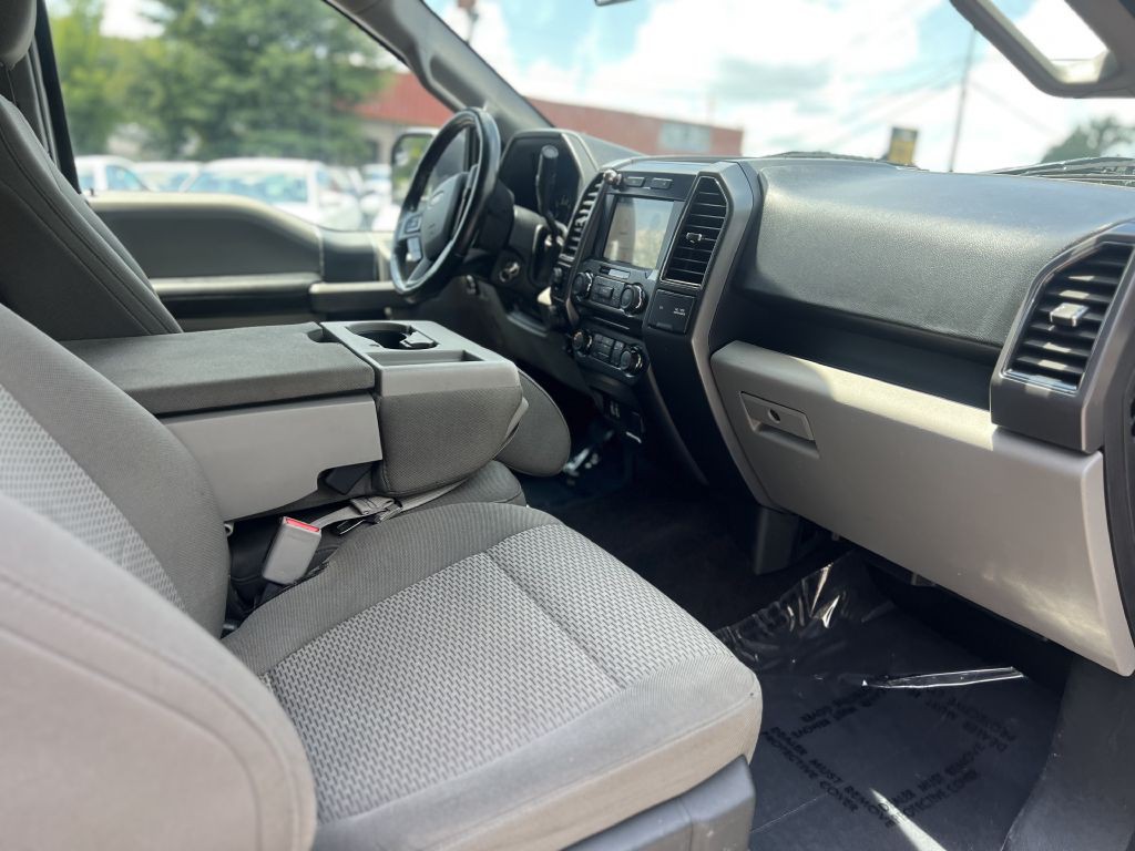 2017 Ford F-150 Image 17