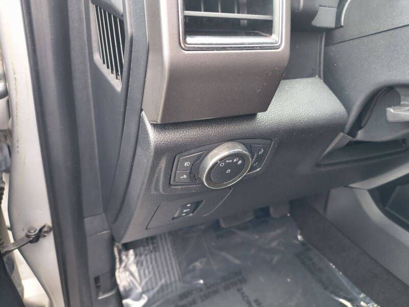 2017 Ford F-150 Image 19