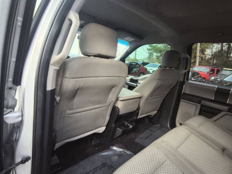 2017 Ford F-150 Image 11