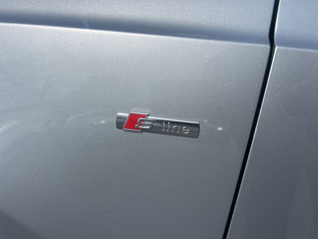 2018 Audi Q3 Image 9