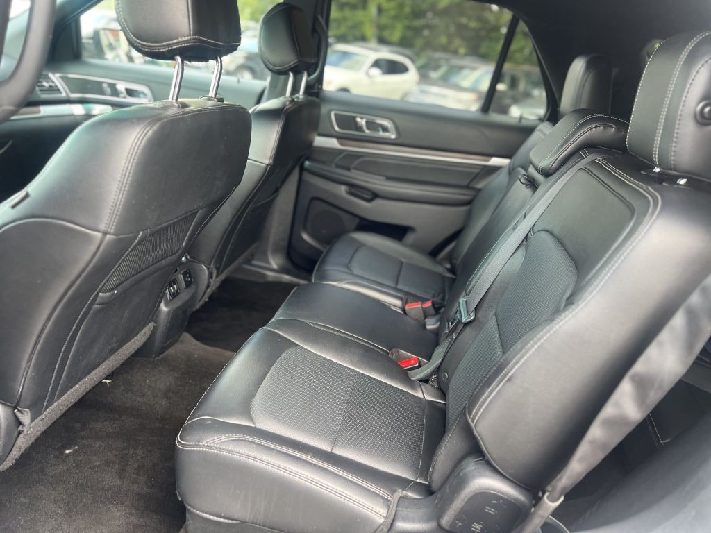 2016 Ford Explorer Image 11