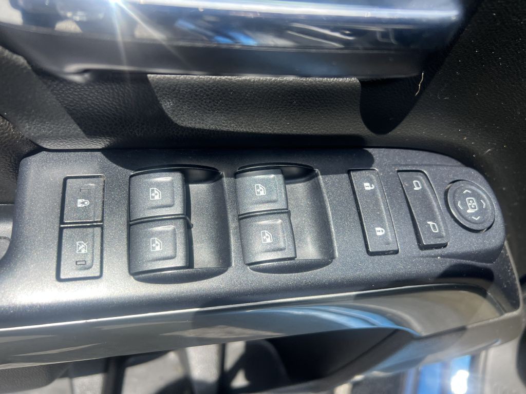 2018 Chevrolet Silverado 1500 Image 11