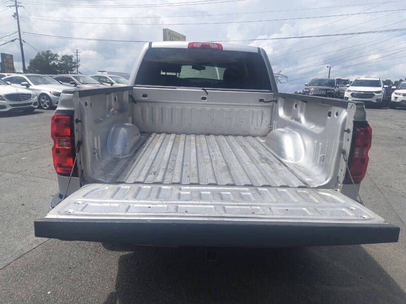 2018 Chevrolet Silverado 1500 Image 18