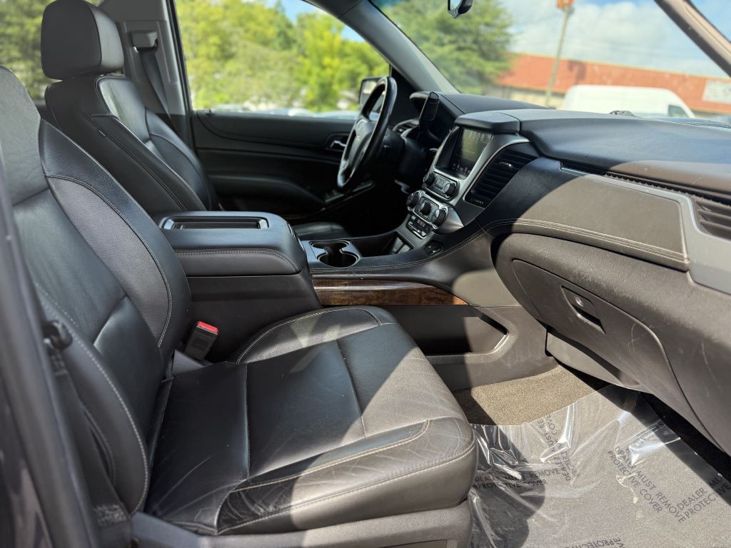 2019 Chevrolet Suburban Image 13