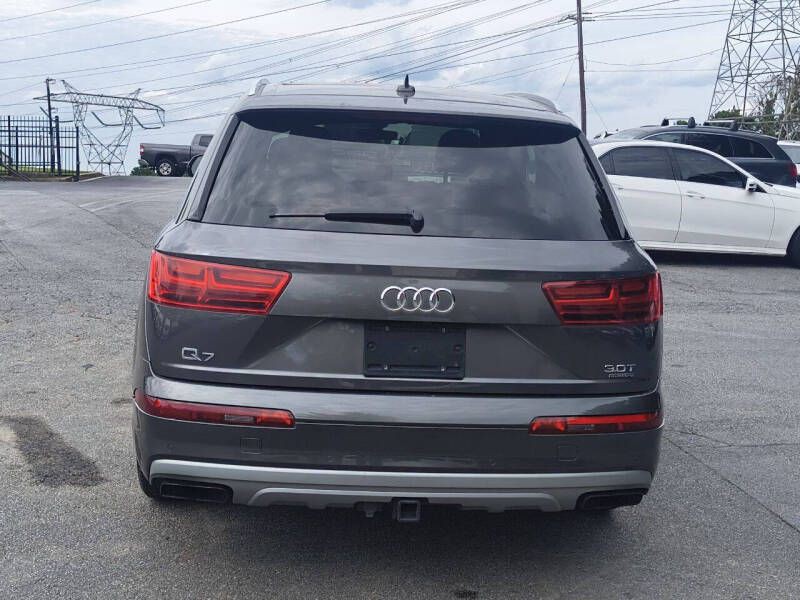 2018 Audi Q7 Image 6