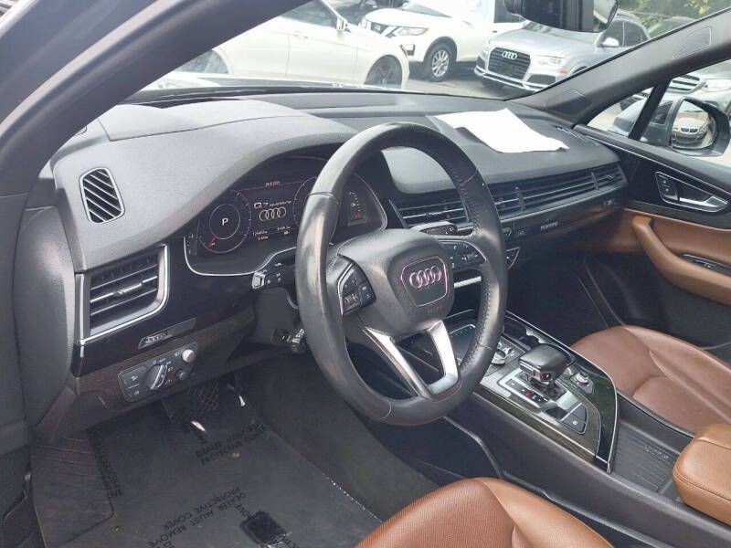 2018 Audi Q7 Image 9