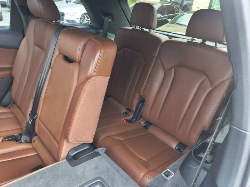 2018 Audi Q7 Image 14