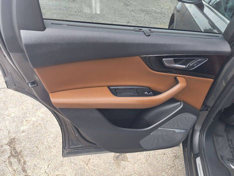 2018 Audi Q7 Image 19
