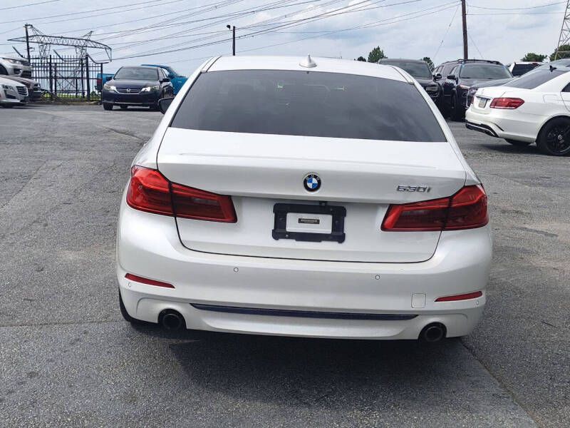 2018 BMW 5 Series Image 7