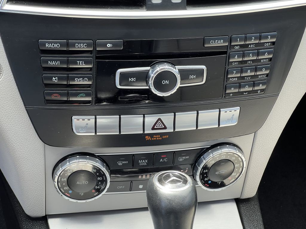 2013 Mercedes-Benz C-Class Image 13