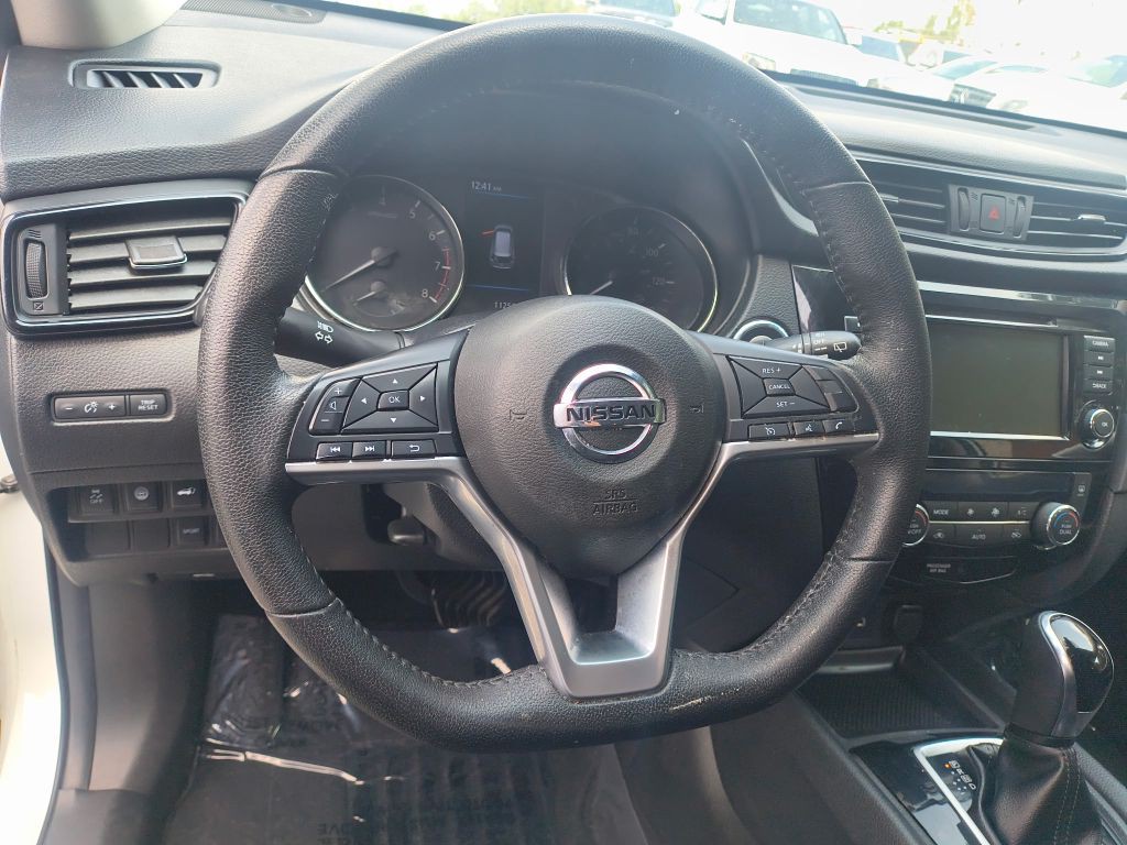 2019 Nissan Rogue Image 10