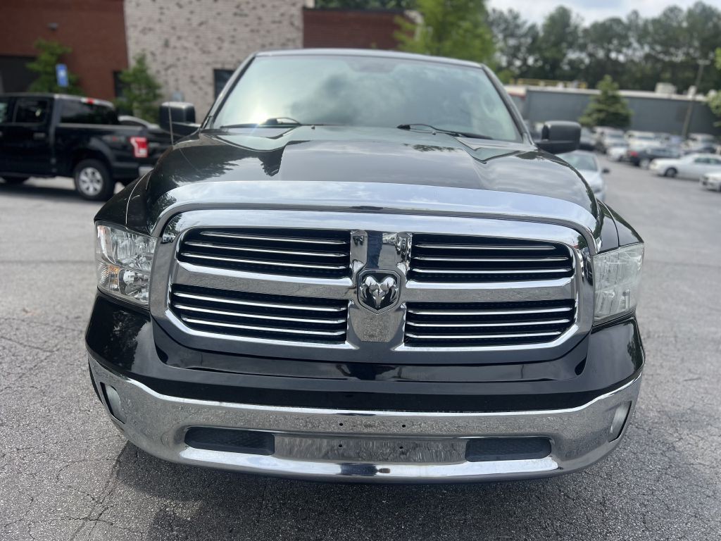 2015 RAM 1500 Image 2
