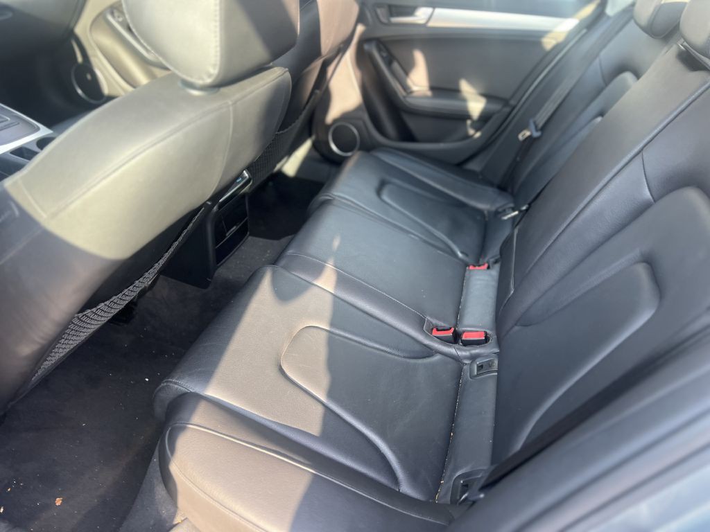 2009 Audi A4 Image 9
