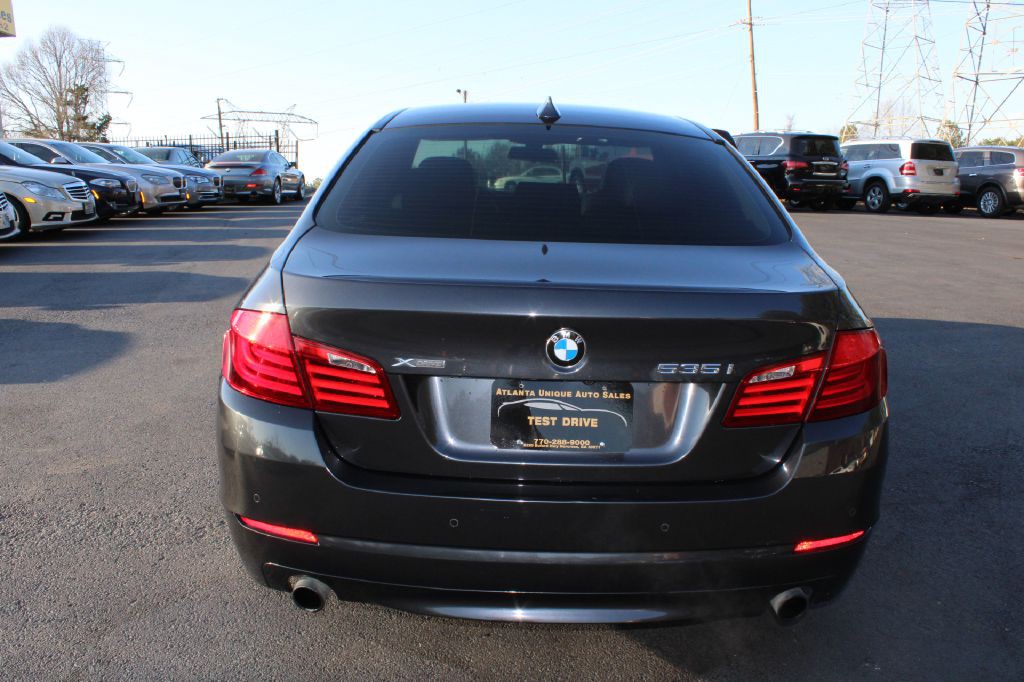 2013 BMW 5 Series Image 5