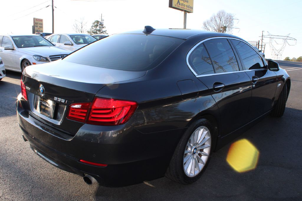 2013 BMW 5 Series Image 6