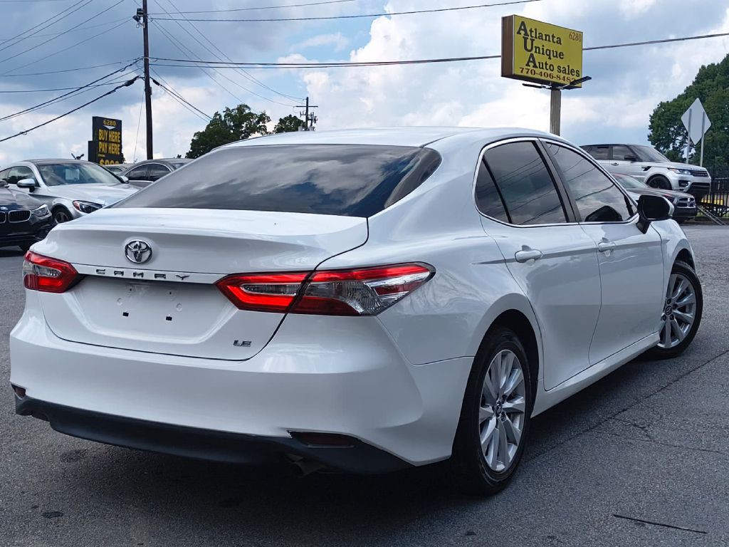 2018 Toyota Camry Image 5