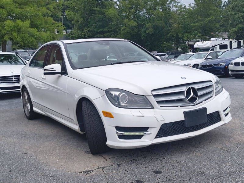 2013 Mercedes-Benz C-Class Image 3