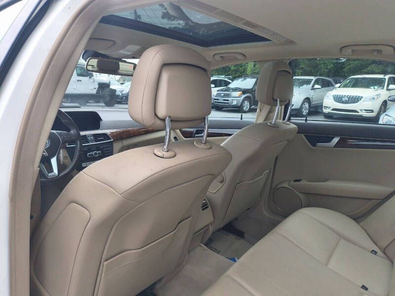2013 Mercedes-Benz C-Class Image 11