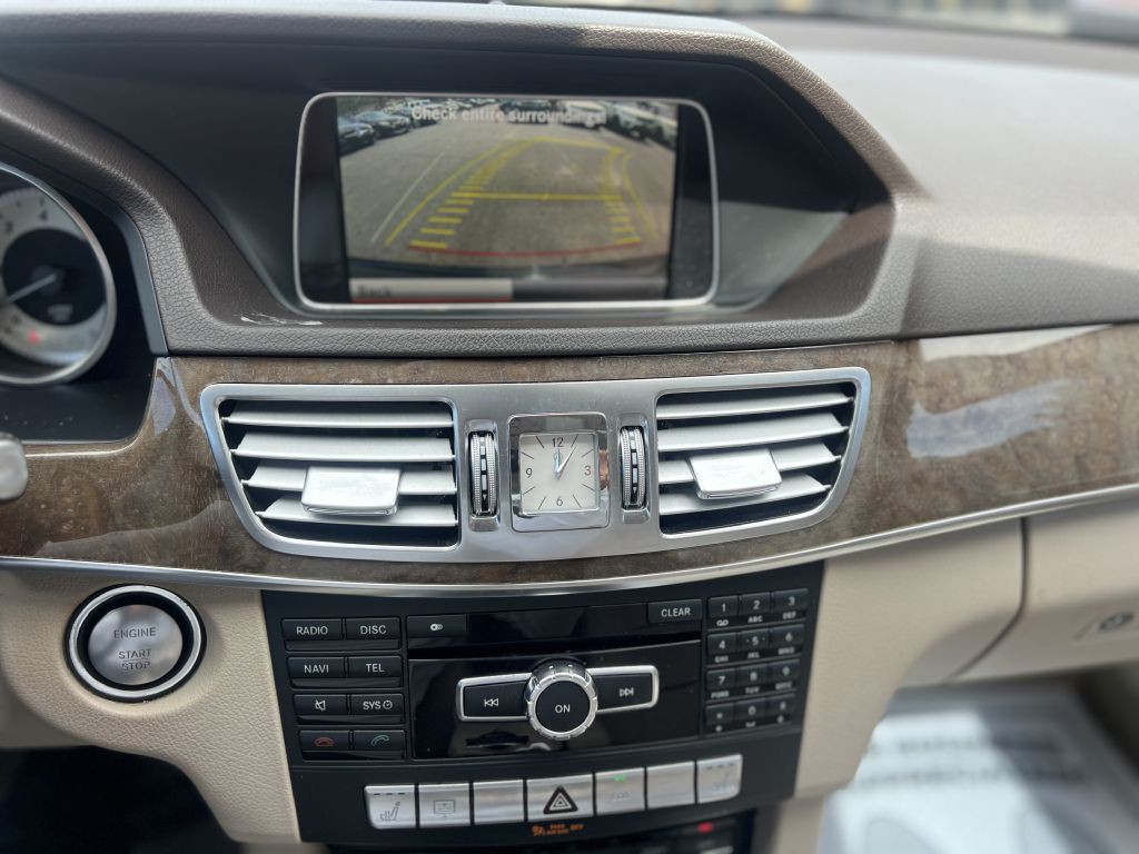 2014 Mercedes-Benz E-Class Image 12