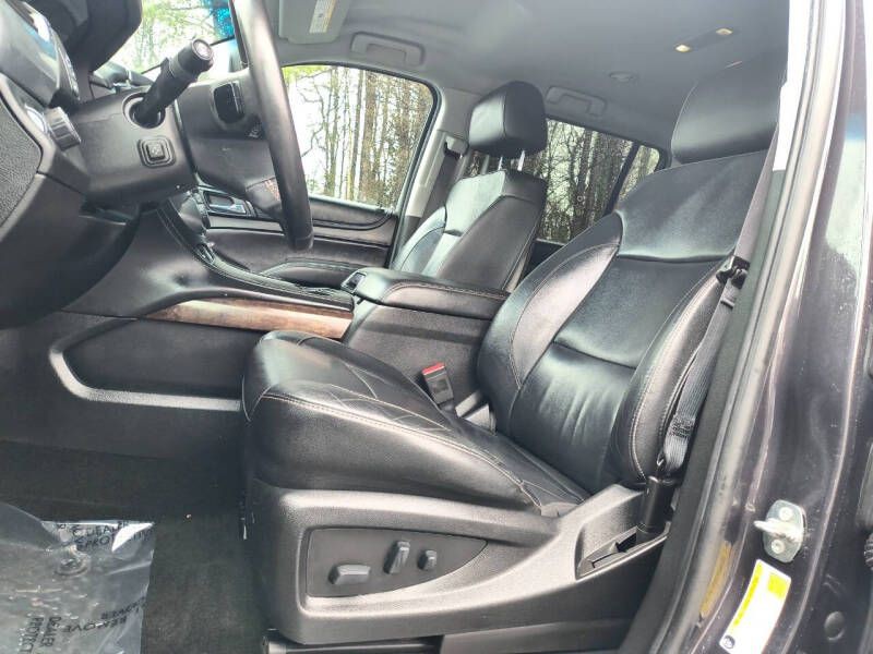 2018 Chevrolet Suburban Image 19