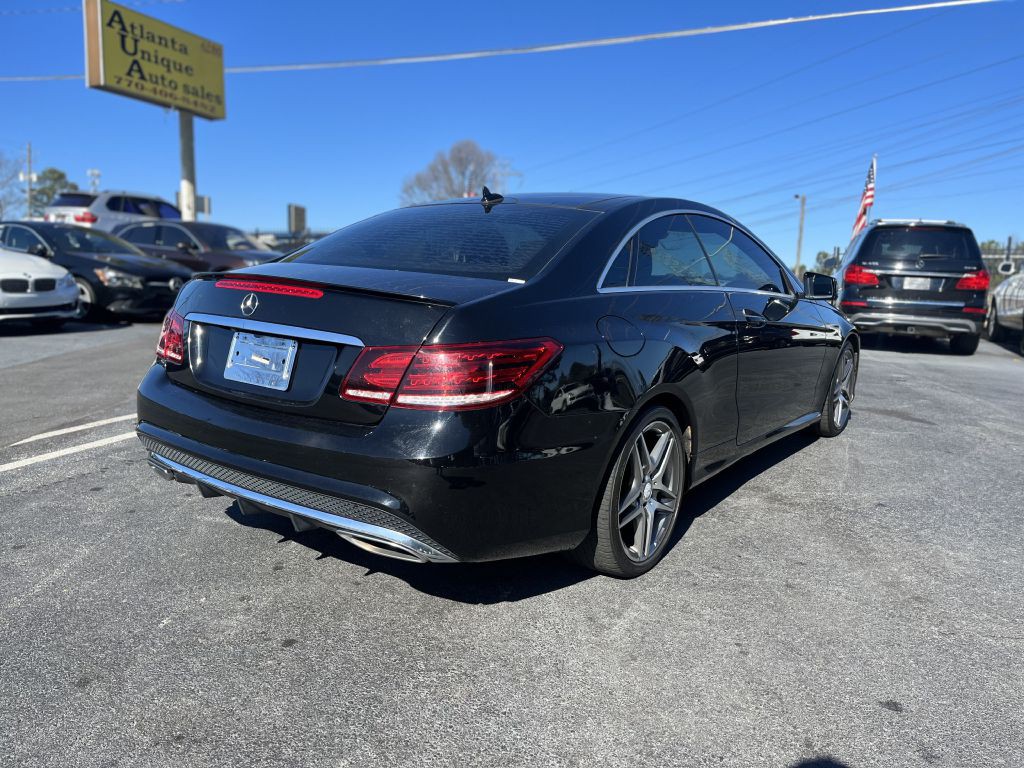 2016 Mercedes-Benz E-Class Image 3