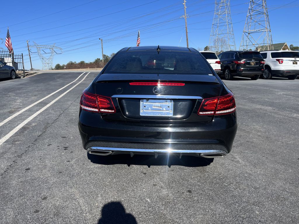 2016 Mercedes-Benz E-Class Image 4