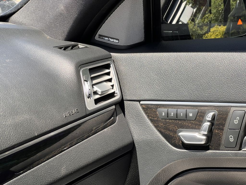 2016 Mercedes-Benz E-Class Image 34