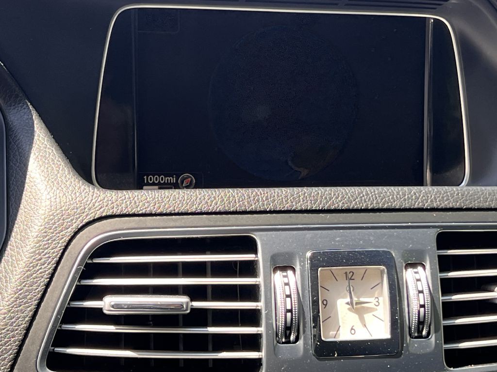 2016 Mercedes-Benz E-Class Image 35