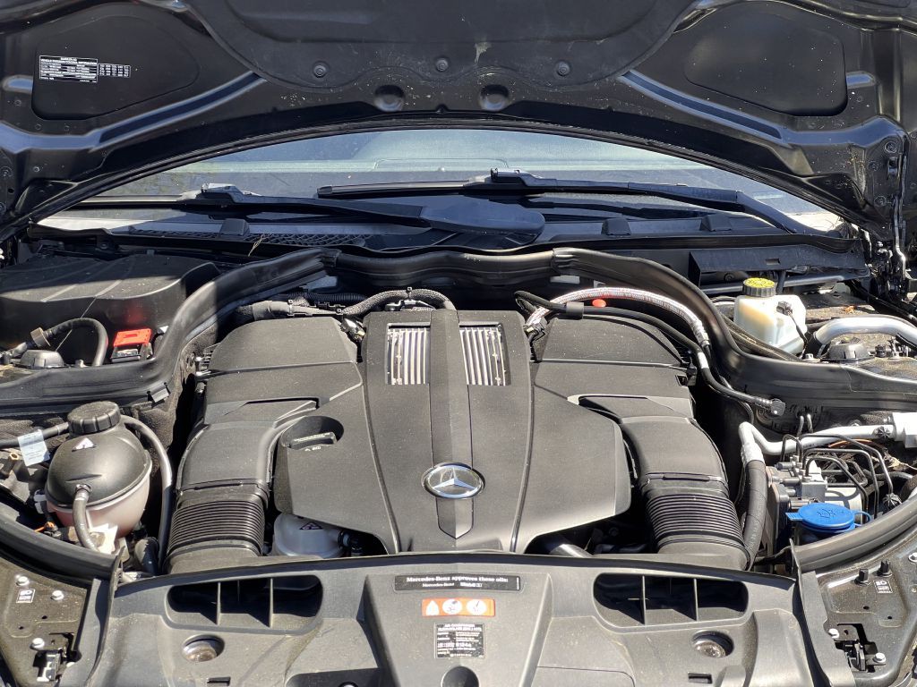 2016 Mercedes-Benz E-Class Image 38